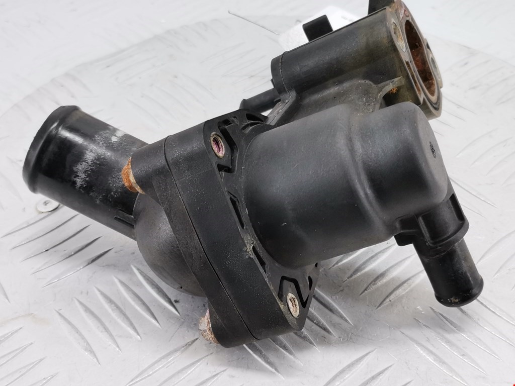 Корпус термостата FORD Focus I 1998-2005