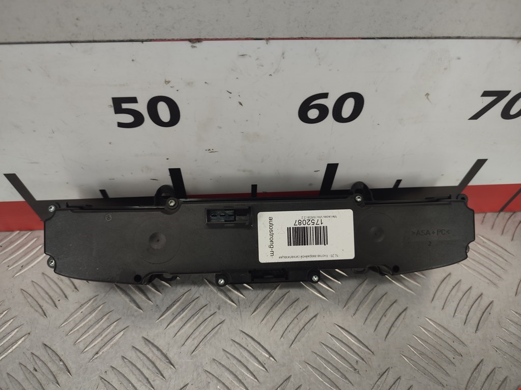 Кнопка аварийной сигнализации (аварийки) MERCEDES-BENZ Vito W639 2003-2014