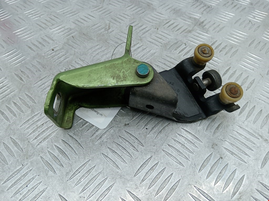 Ролик двери сдвижной (левый/правый средний верхний/нижний) RENAULT Kangoo 2008-2021