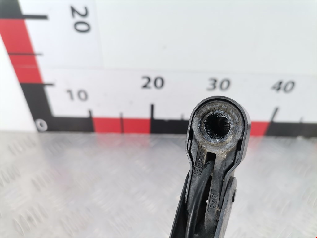 Поводок дворника задний (заднего) FORD Focus I 1998-2005