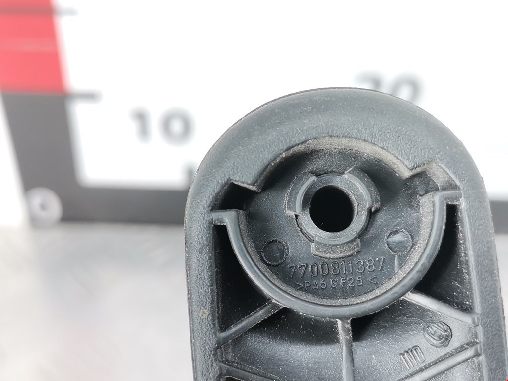 Ручка стеклоподъемника RENAULT Kangoo 2008-2021