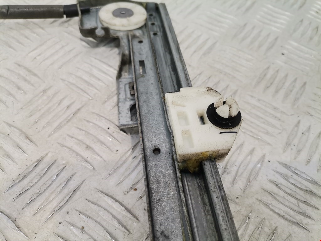 Стеклоподъемник передний правый RENAULT Kangoo 2008-2021