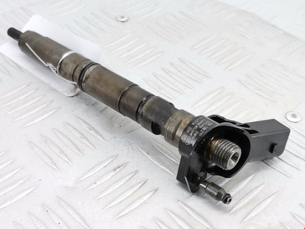 Форсунка дизельная электрическая VOLKSWAGEN Golf VI 2009-2012