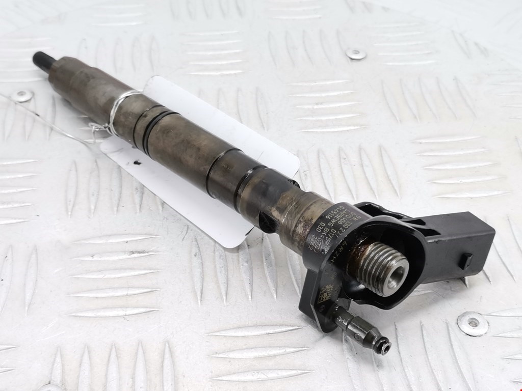 Форсунка дизельная электрическая VOLKSWAGEN Golf VI 2009-2012