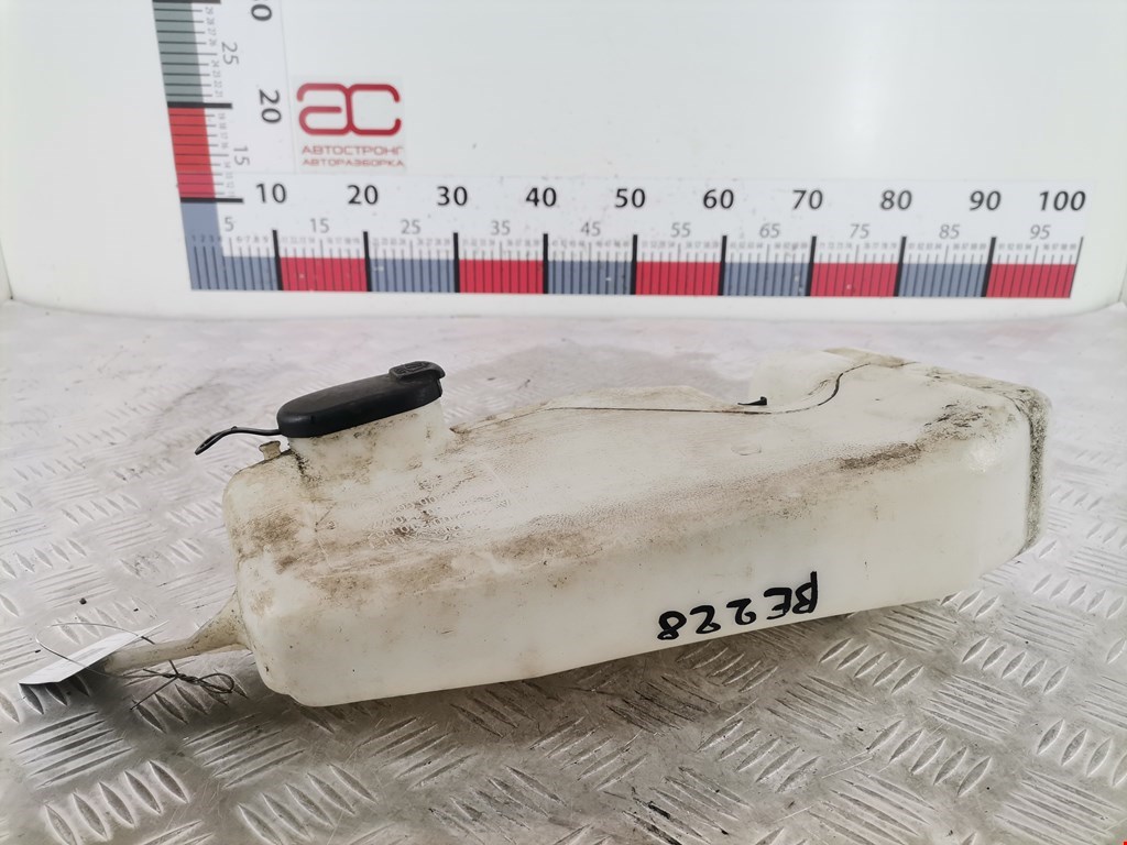 Бачок омывателя DACIA Sandero 2008-2012