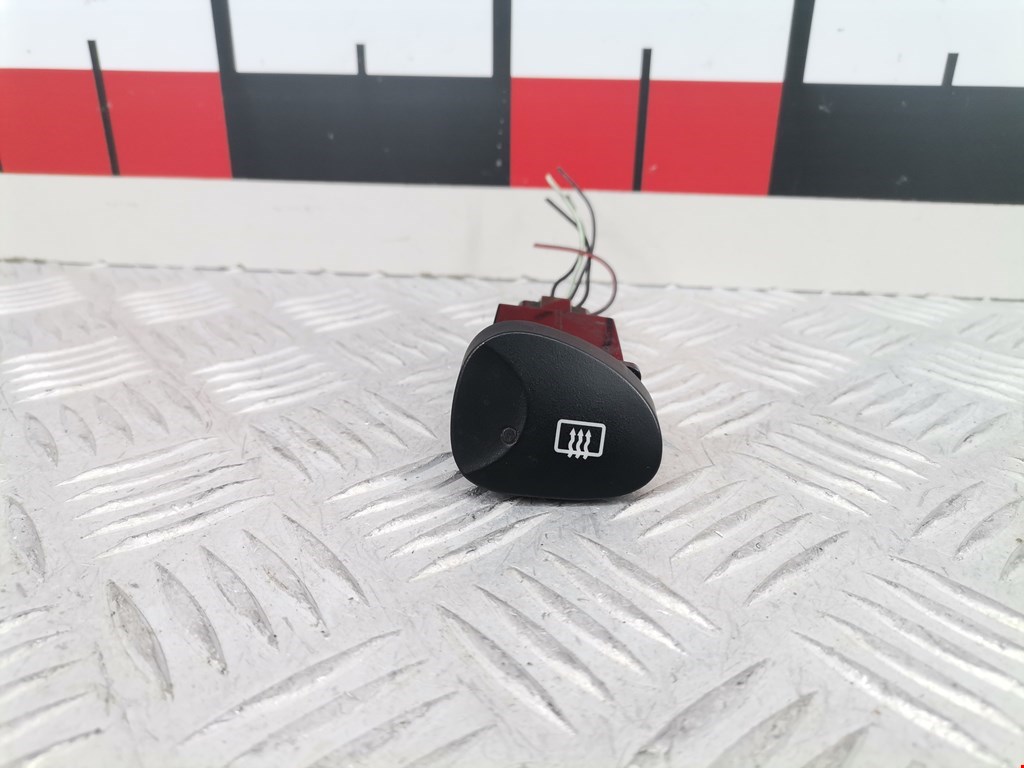 Кнопка подогрева (обогрева) заднего стекла Hyundai H1 1 (1997-2007)