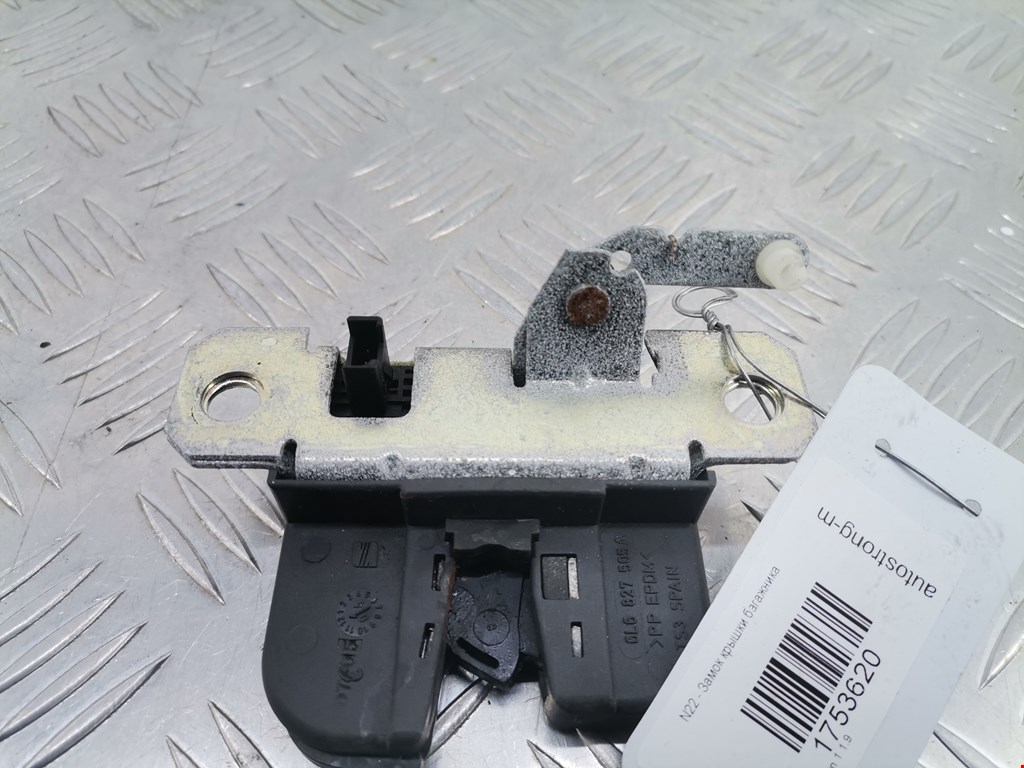 Замок багажника (крышки двери) SEAT Leon 1999-2005