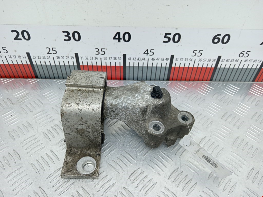 Подушка (опора) крепления двигателя Renault Sandero 1 (2007-2014)