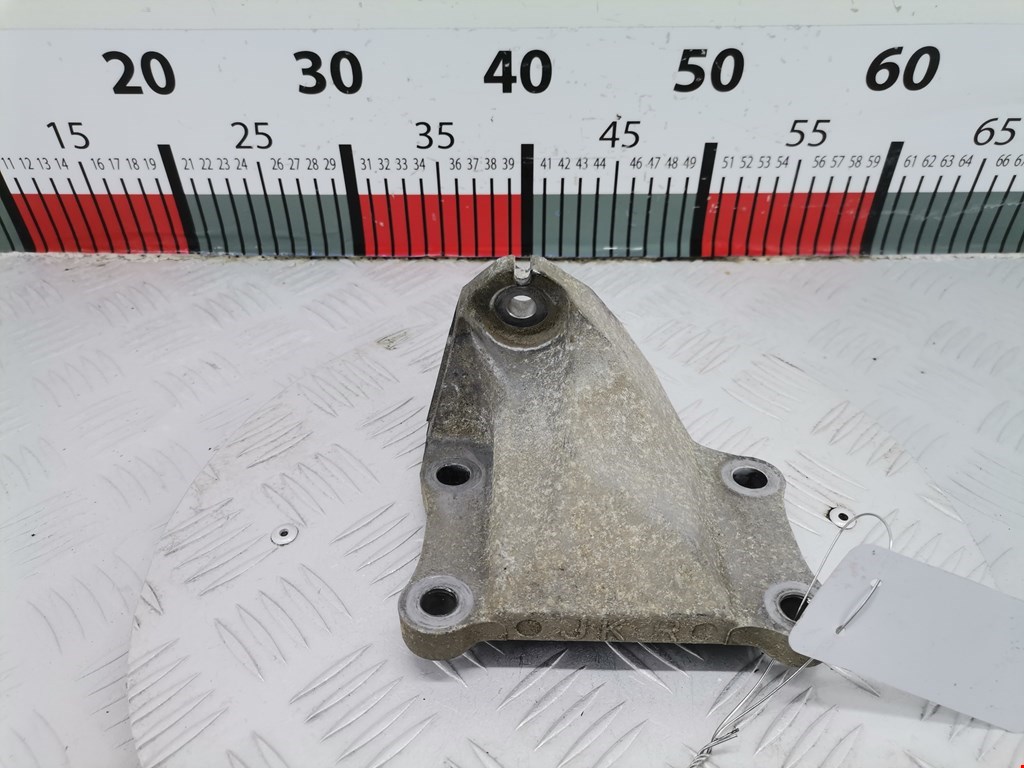 Кронштейн (крепление лапа) двигателя Infiniti G 4 (V36/CV36) (2006-2013)