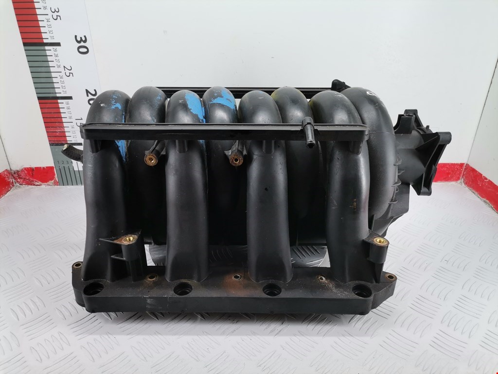 Коллектор впускной INFINITI QX56/QX80 2004-2010