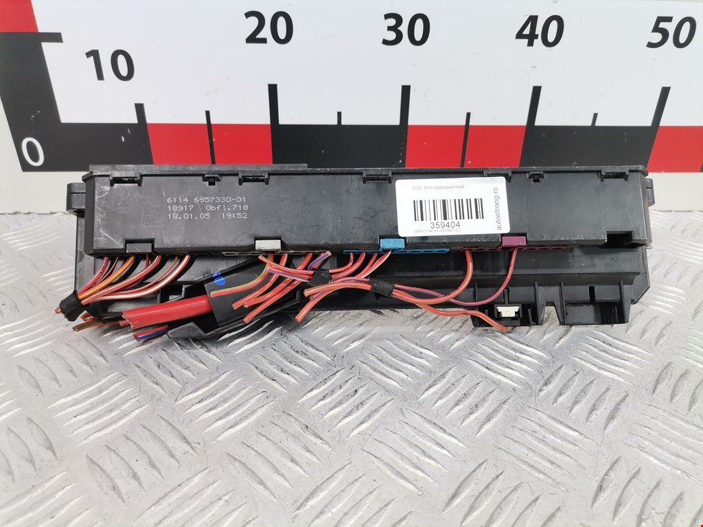 Датчик уровня в бачок омывателя BMW 5er 5 серия E60/E61 2003-2010