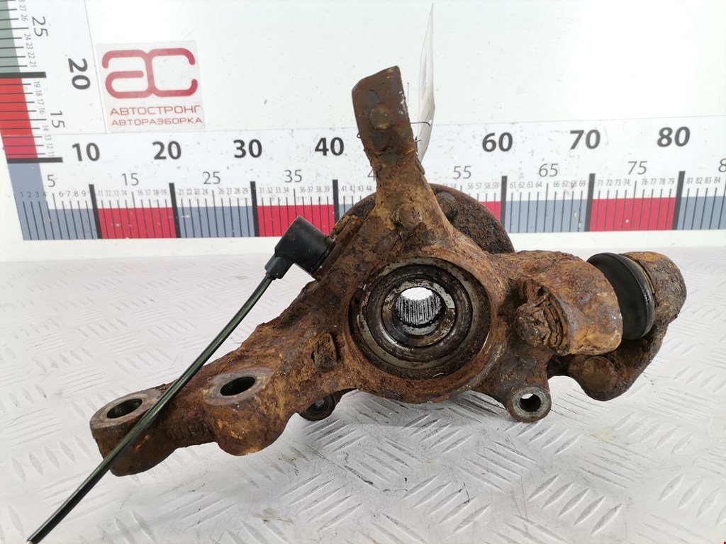 Ступица передняя правая TOYOTA Avensis 2003-2008