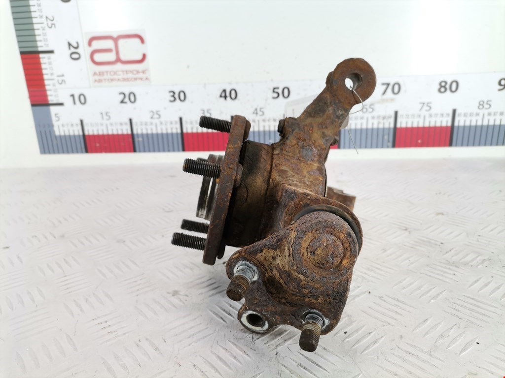 Ступица передняя левая TOYOTA Avensis 2003-2008