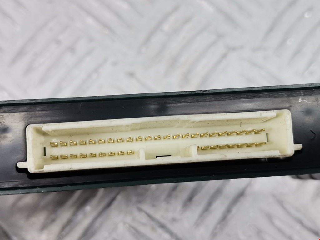 Блок управления парктрониками LEXUS IS 2005-2013