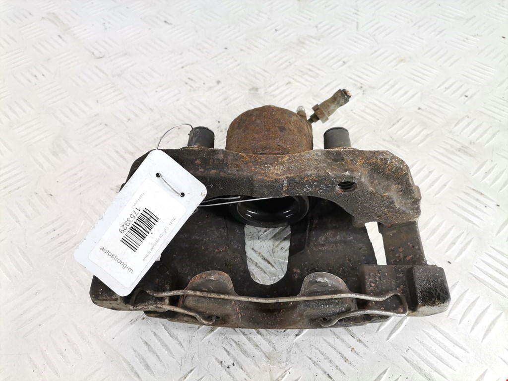 Суппорт передний правый FORD Focus III 2011-2019