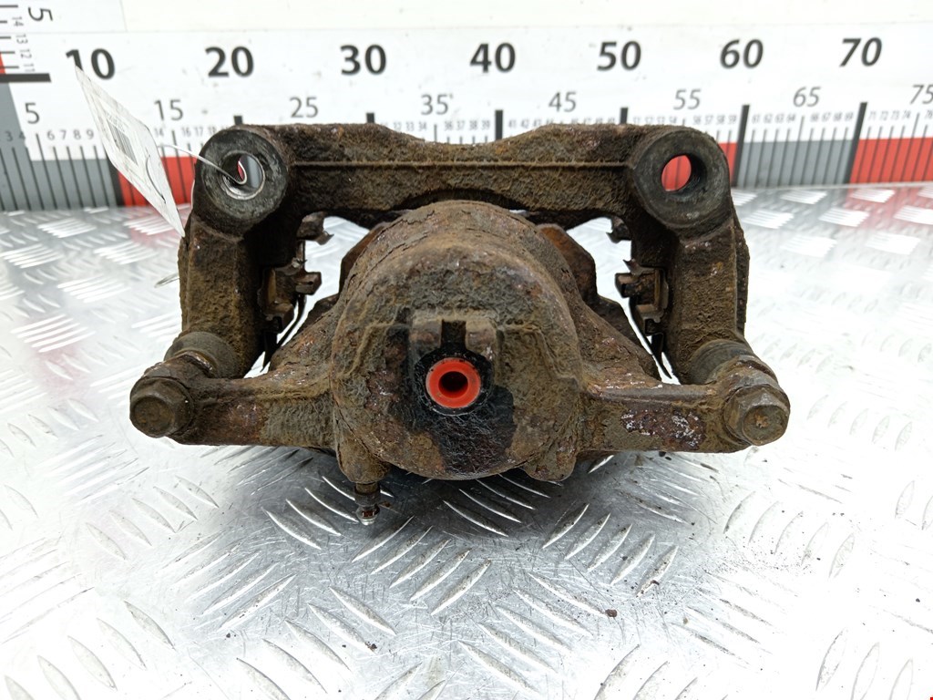 Суппорт передний правый NISSAN Qashqai J10 2006-2013