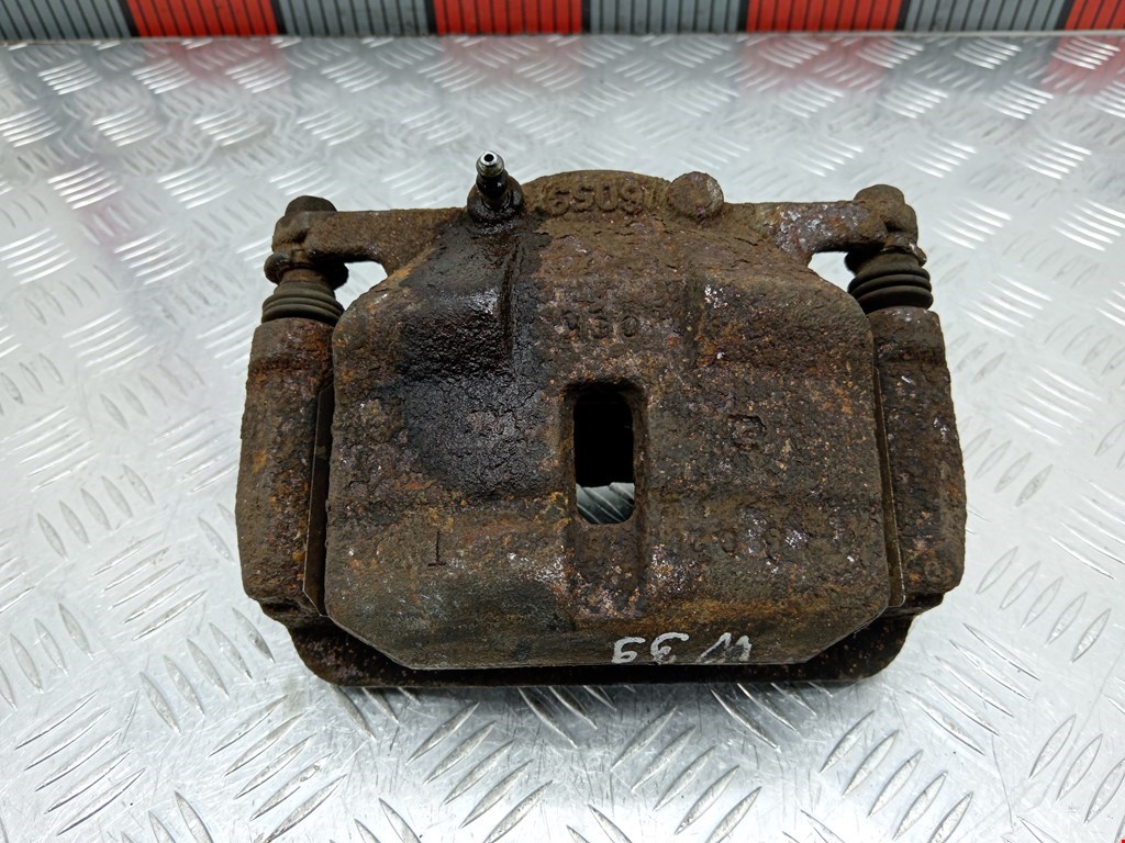 Суппорт передний правый NISSAN Qashqai J10 2006-2013