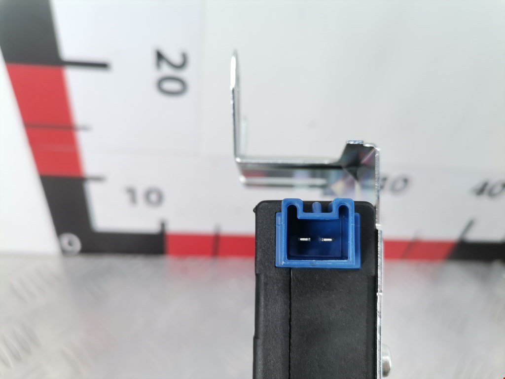 Активатор замка багажника OPEL Omega B 1994-2004