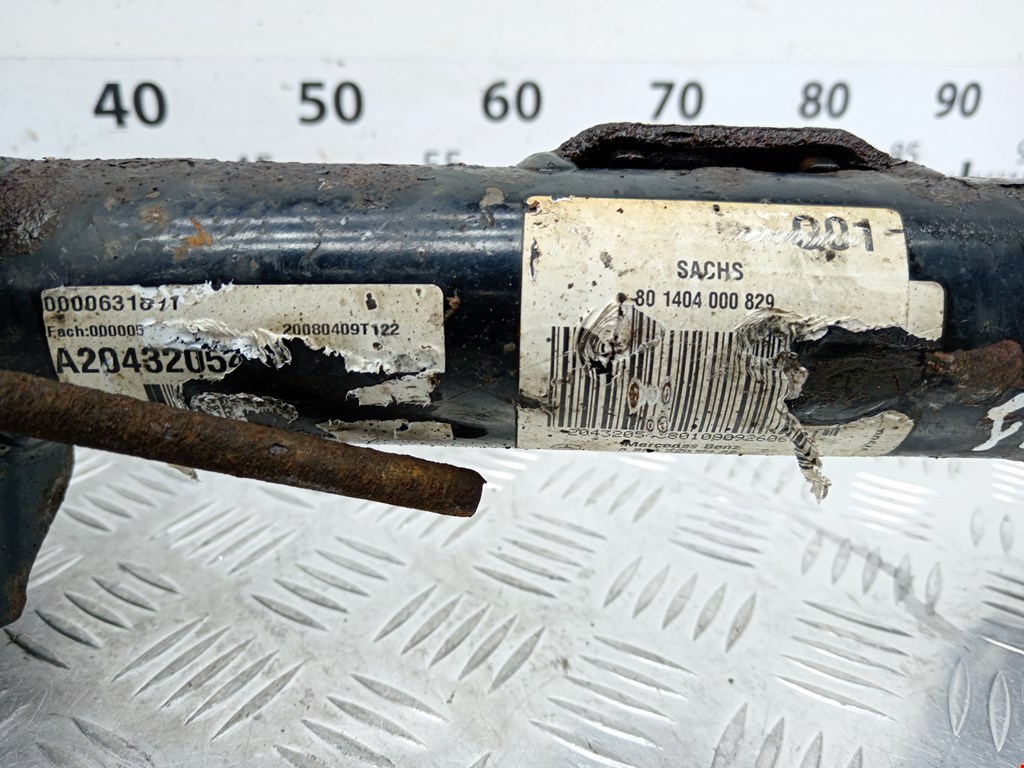 Амортизатор передний правый MERCEDES-BENZ C-Class C-klasse W204 2007-2015