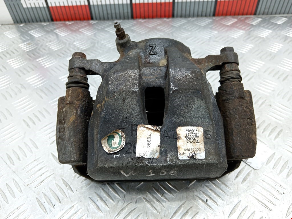 Суппорт передний правый TOYOTA RAV 4 XA30 2006-2012