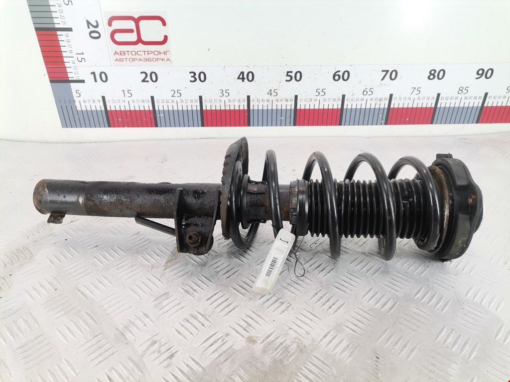 Амортизатор передний левый AUDI A3 8P 2003-2013