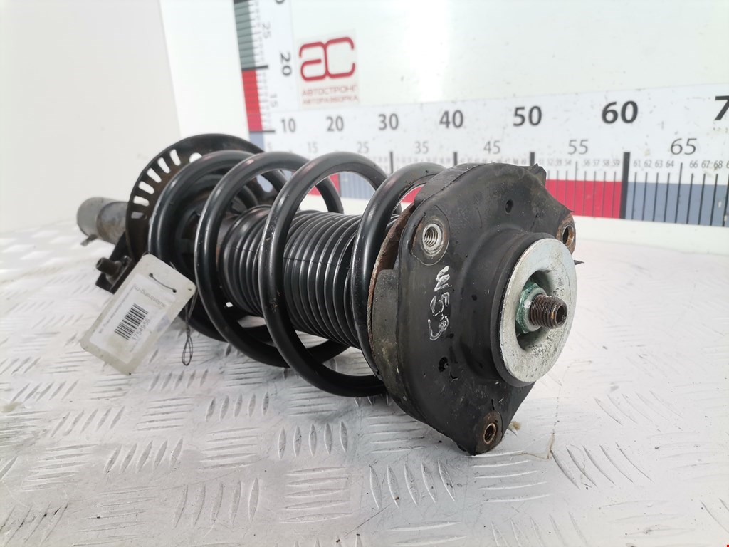 Амортизатор передний левый AUDI A3 8P 2003-2013