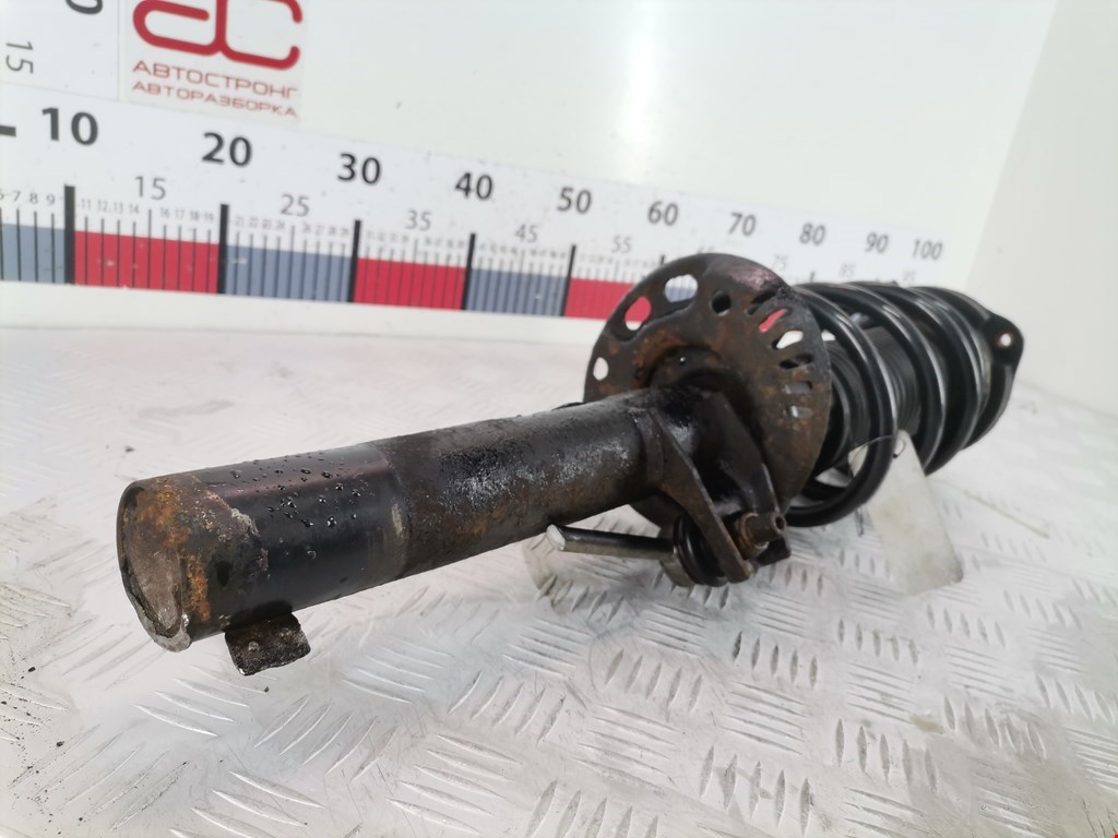 Амортизатор передний левый AUDI A3 8P 2003-2013