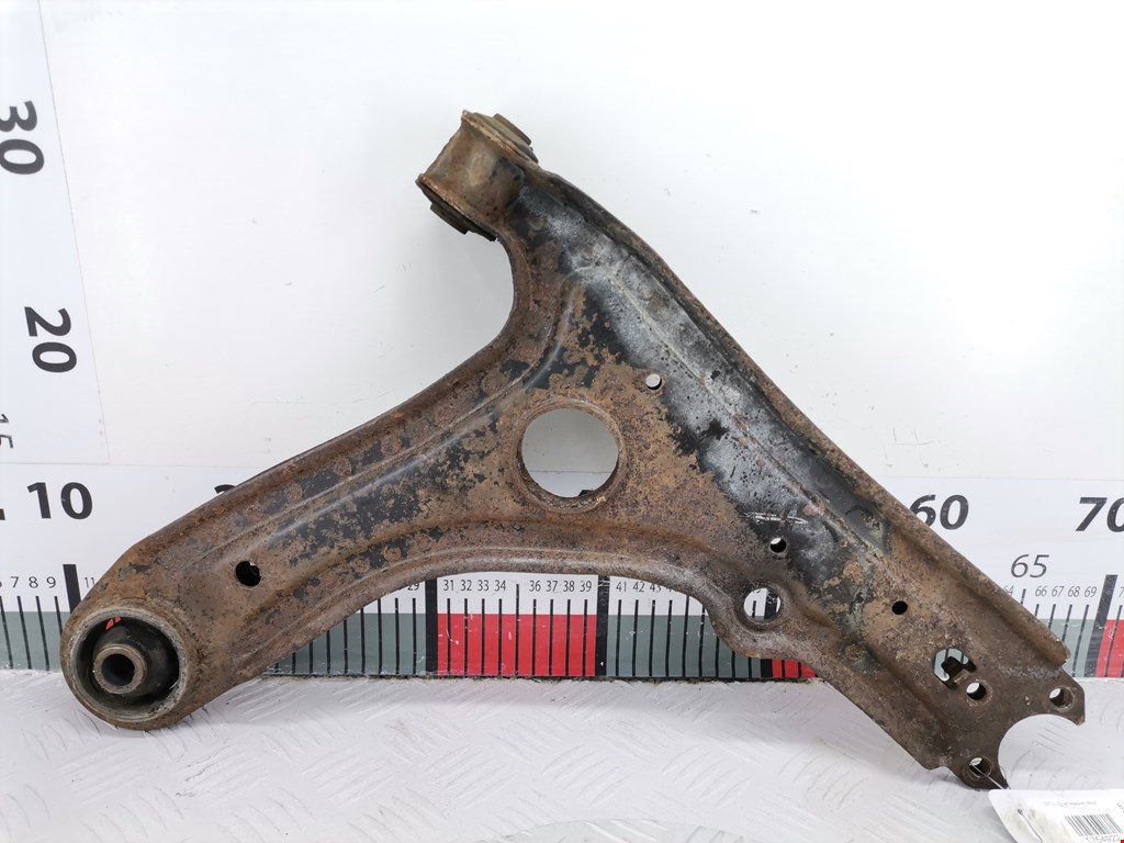 Рычаг передний левый VOLKSWAGEN Golf III 1991-1997