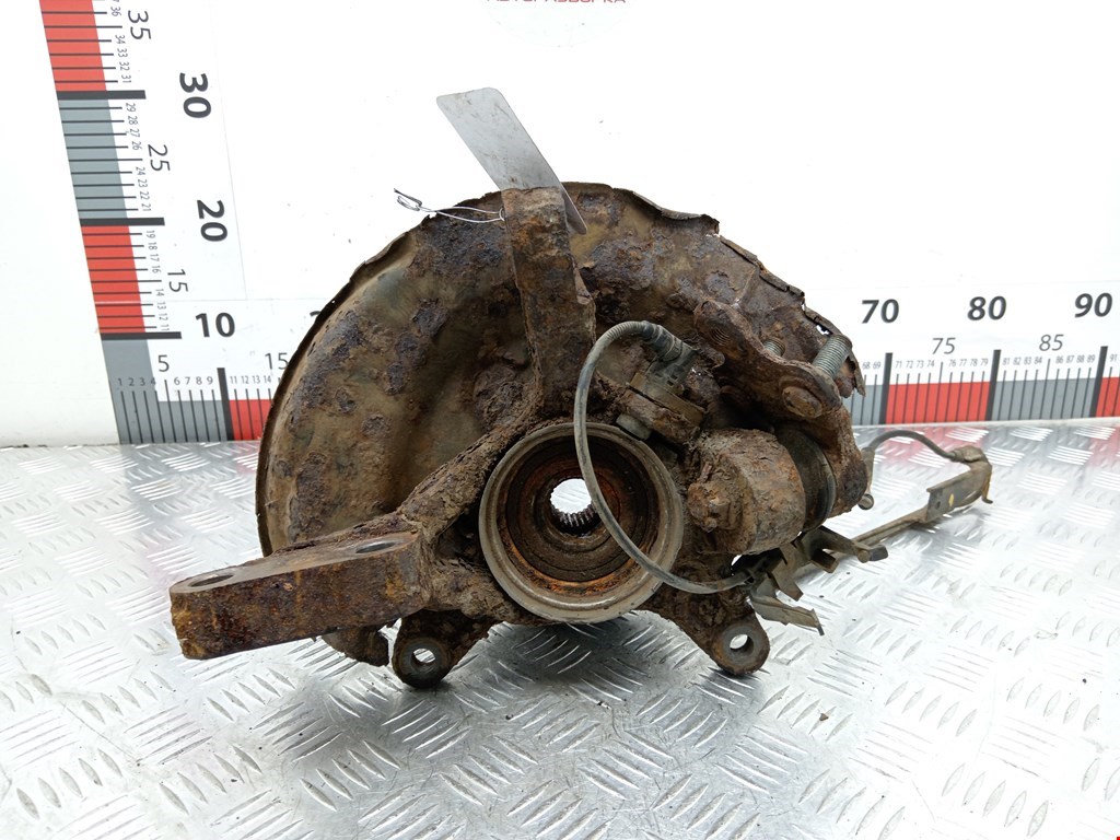 Ступица передняя левая/правая LEXUS RX 300 1997-2003