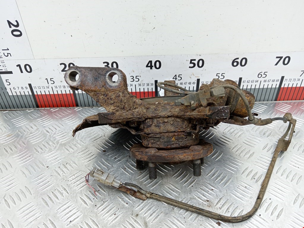 Ступица передняя левая/правая LEXUS RX 300 1997-2003