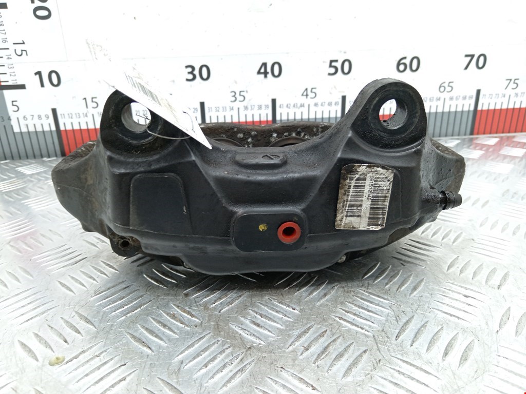 Суппорт передний левый VOLKSWAGEN Touareg 2010-2018