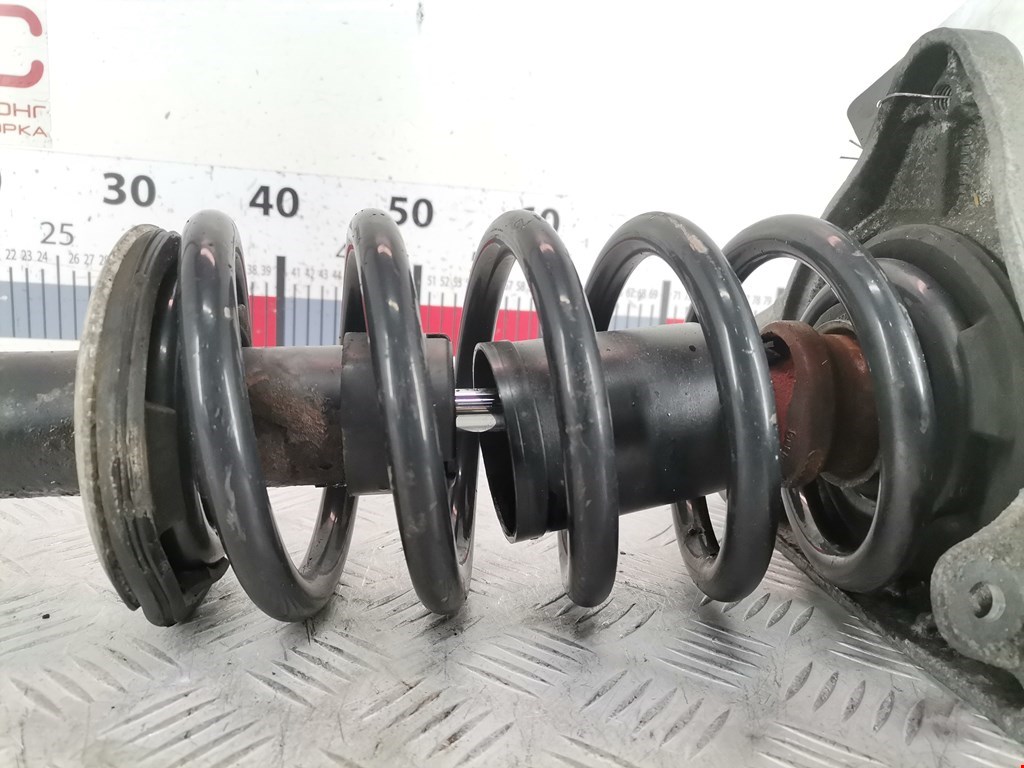 Амортизатор передний левый AUDI A4 B6 2001-2005