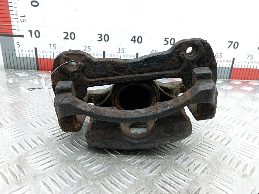 Суппорт передний левый MITSUBISHI L200 KB 2006-2015