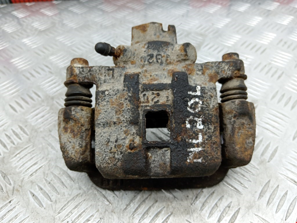 Суппорт задний левый SUBARU Outback 1999-2003