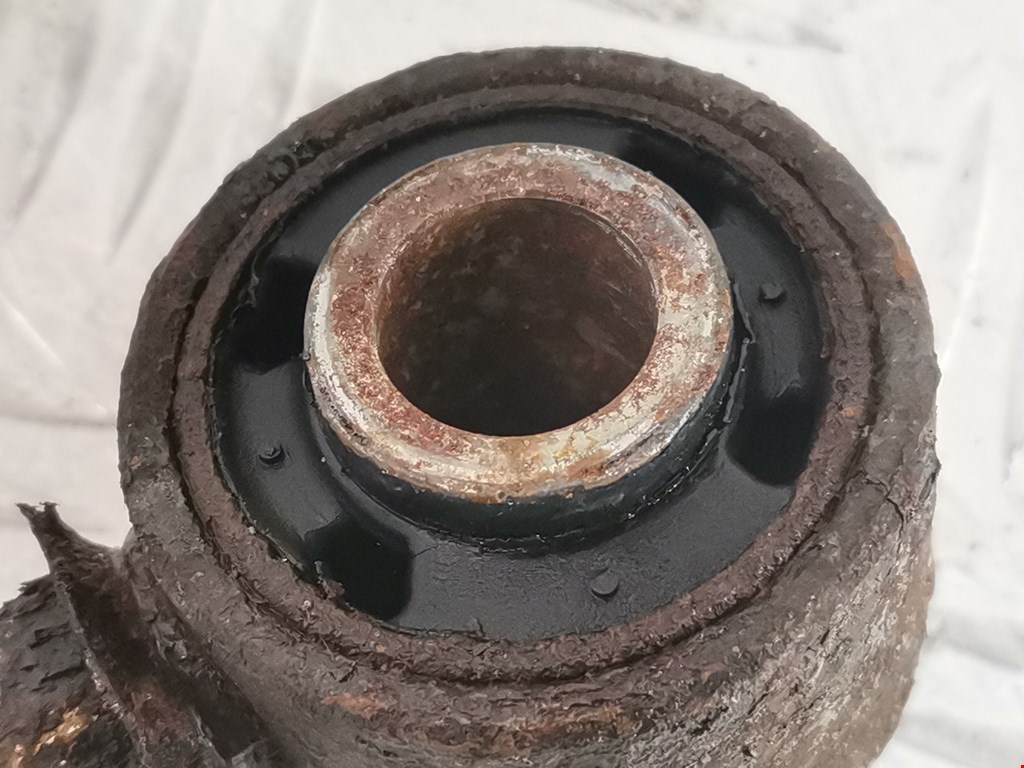 Амортизатор задний правый HYUNDAI Santa Fe CM 2005-2012