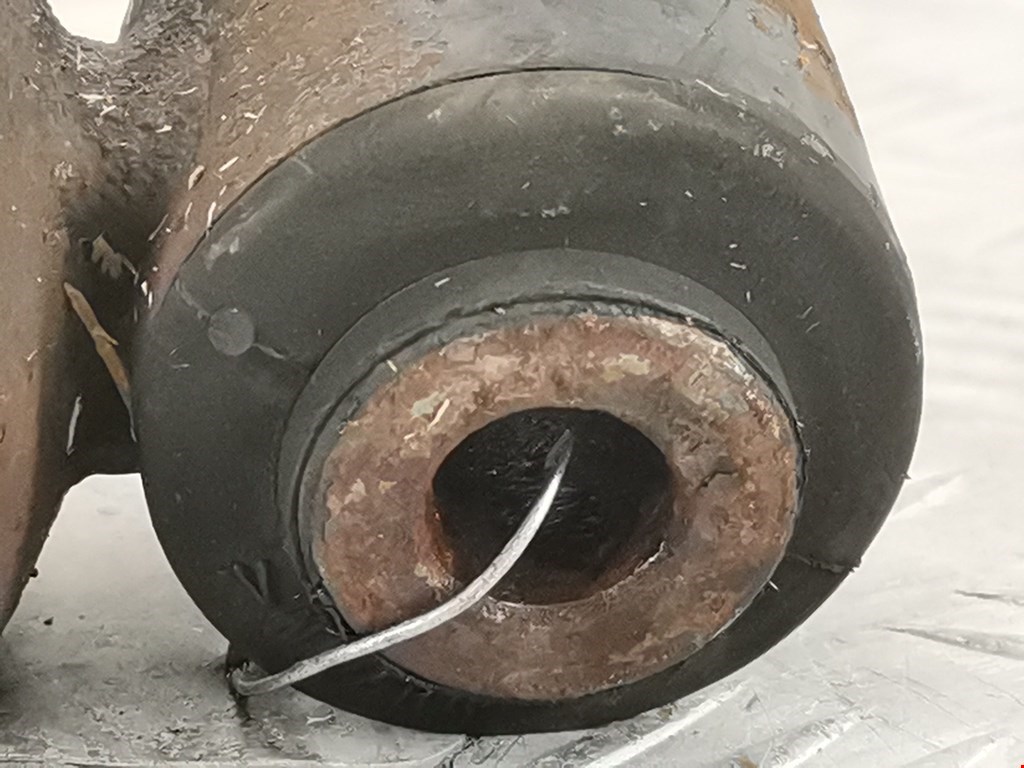 Амортизатор задний левый PEUGEOT 207 2006-2015