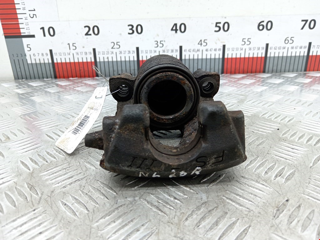 Суппорт передний правый SEAT Ibiza 2002-2008