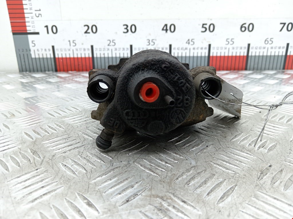 Суппорт передний правый SEAT Ibiza 2002-2008