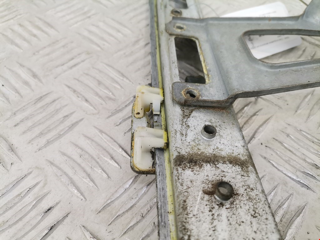 Стеклоподъемник задний левый BMW 3er E46 1998-2006