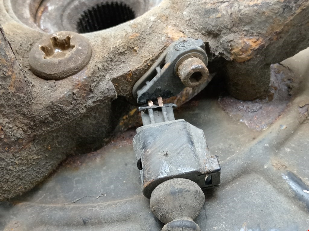 Ступица передняя левая AUDI A3 8P 2003-2013