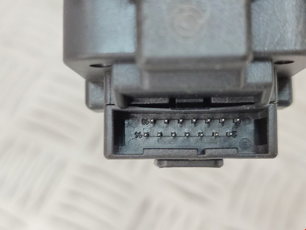 Замок зажигания BMW 1er E81\E87 2004-2011