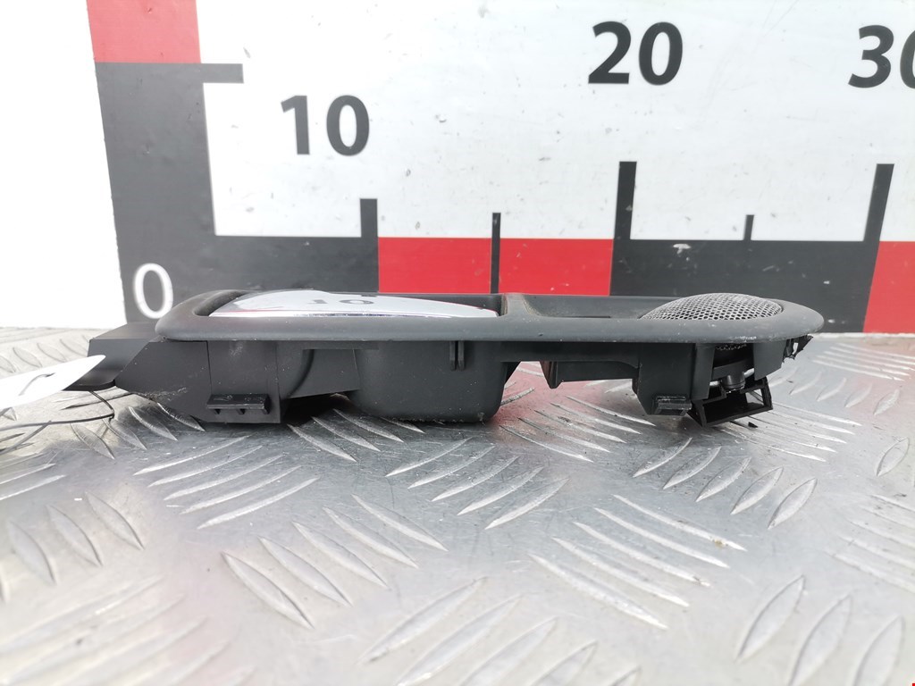 Ручка дверная задняя внутренняя левая VOLKSWAGEN Passat B5 1997-2005