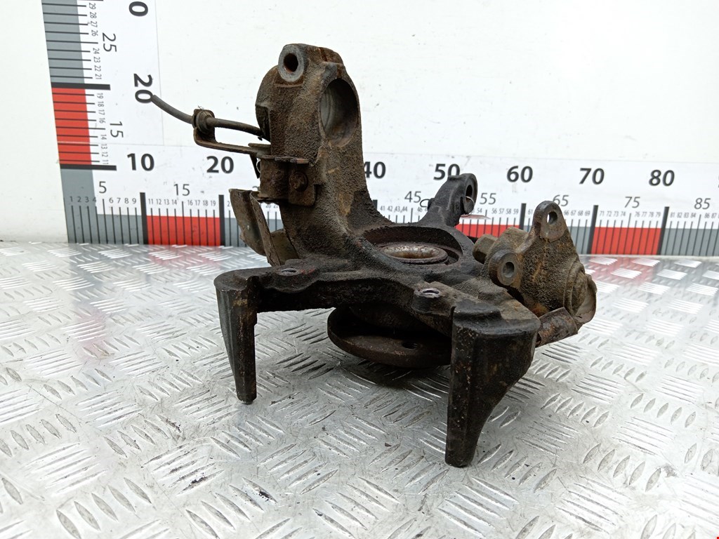 Ступица передняя правая SEAT Ibiza 2002-2008