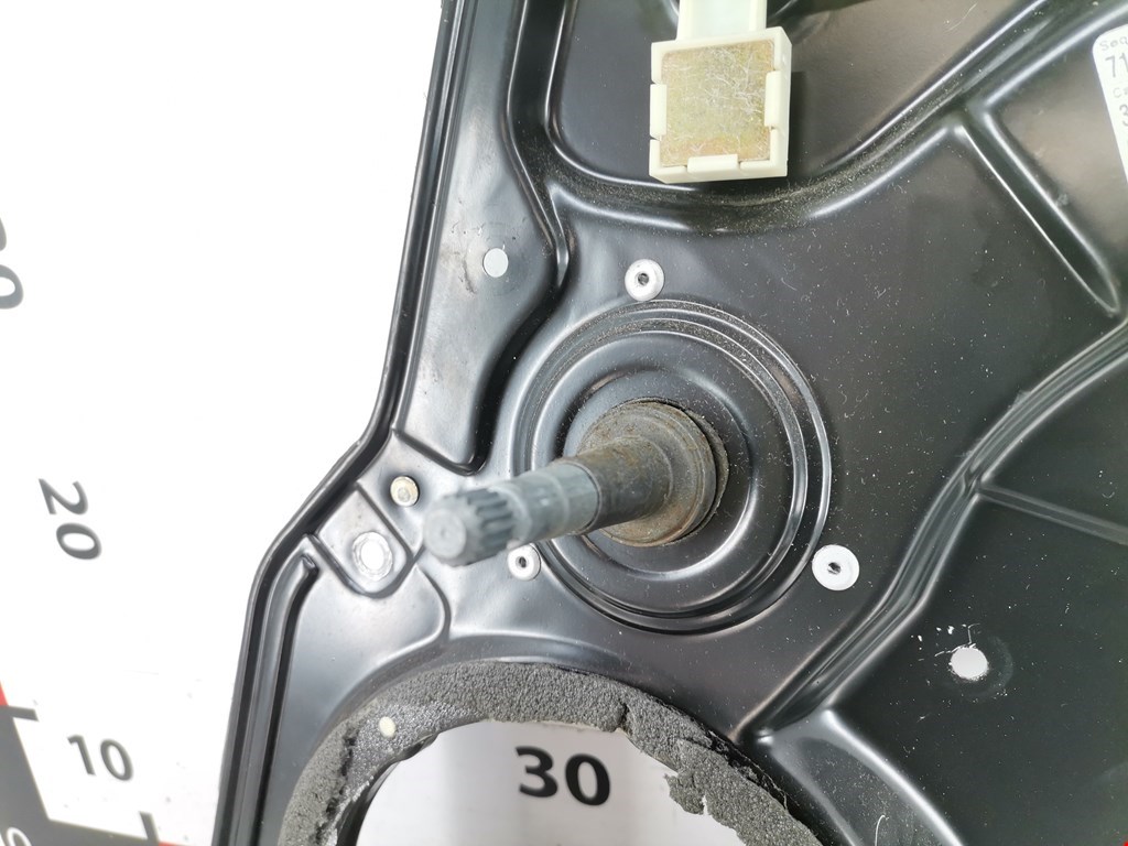 Стеклоподъемник задний правый SEAT Toledo 1998-2004