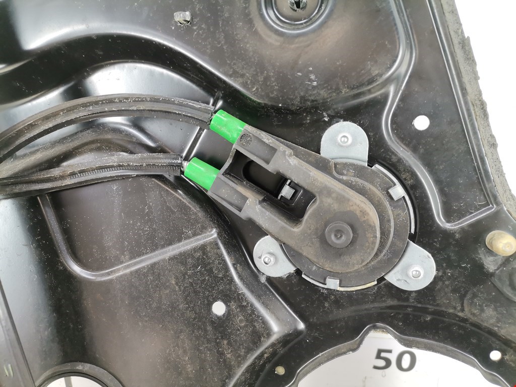 Стеклоподъемник задний правый SEAT Toledo 1998-2004