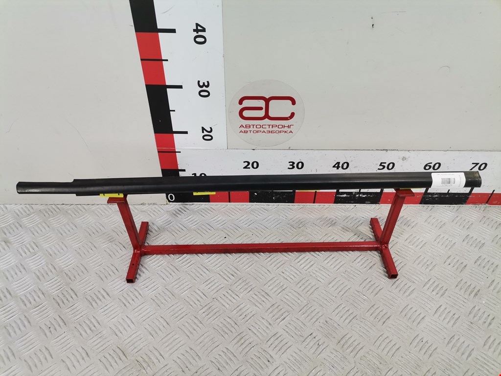 Накладка декоративная (молдинг) стекла двери передней правой Hyundai Santa Fe 1 (SM) (2000-2006)