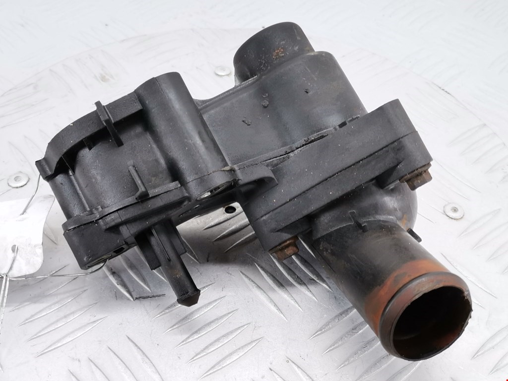 Корпус термостата FORD Focus II 2005-2011