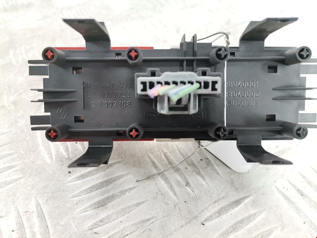 Кнопка аварийной сигнализации (аварийки) RENAULT Megane II 2002-2009