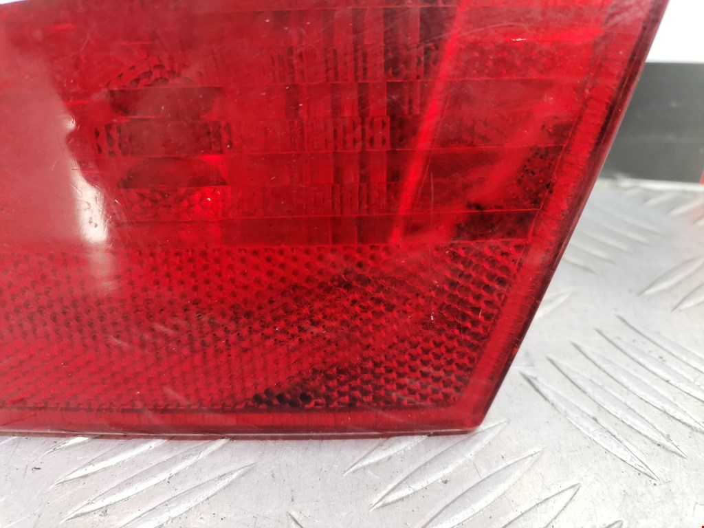 Фонарь задний внутренний правый BMW 3er E46 1998-2006