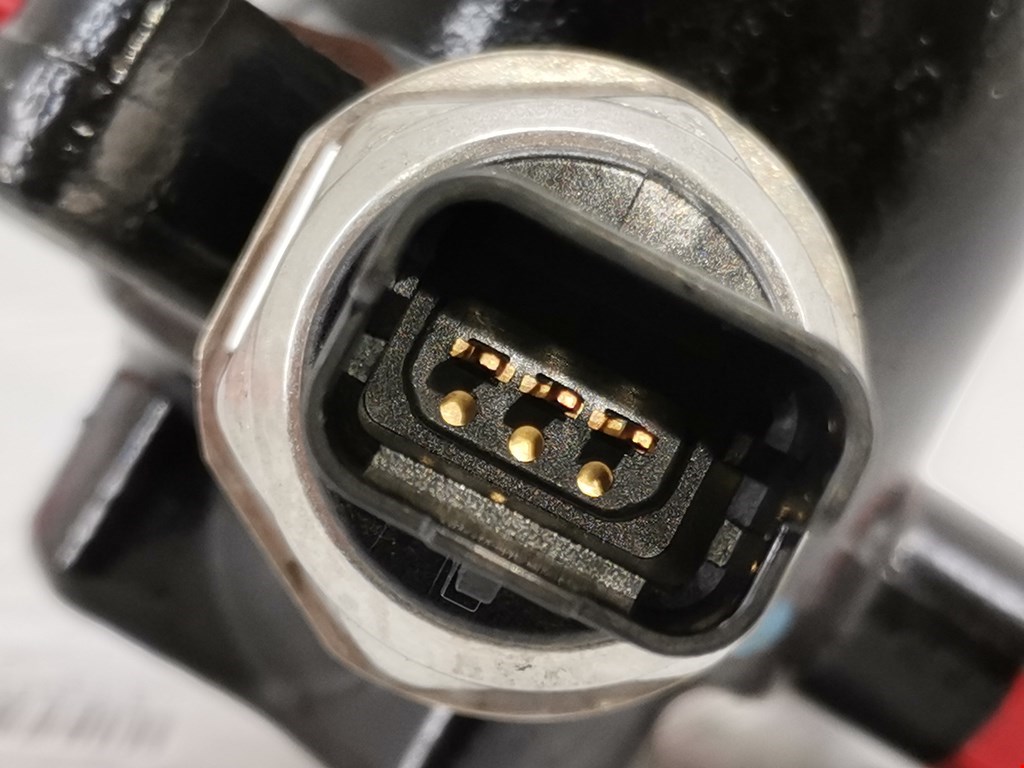 Датчик давления топлива FORD C-MAX 2003-2010